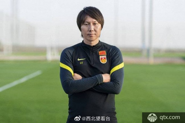 国足定妆照（李铁）